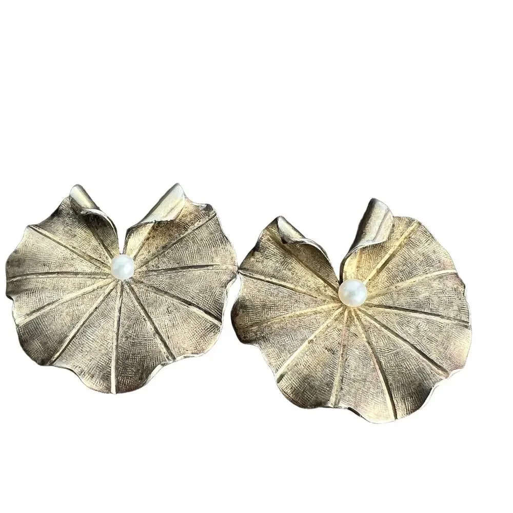 Signed Napier Vintage Vermeil Lilly Pad Gold Tone Pearl Leaf Clip On Earrings